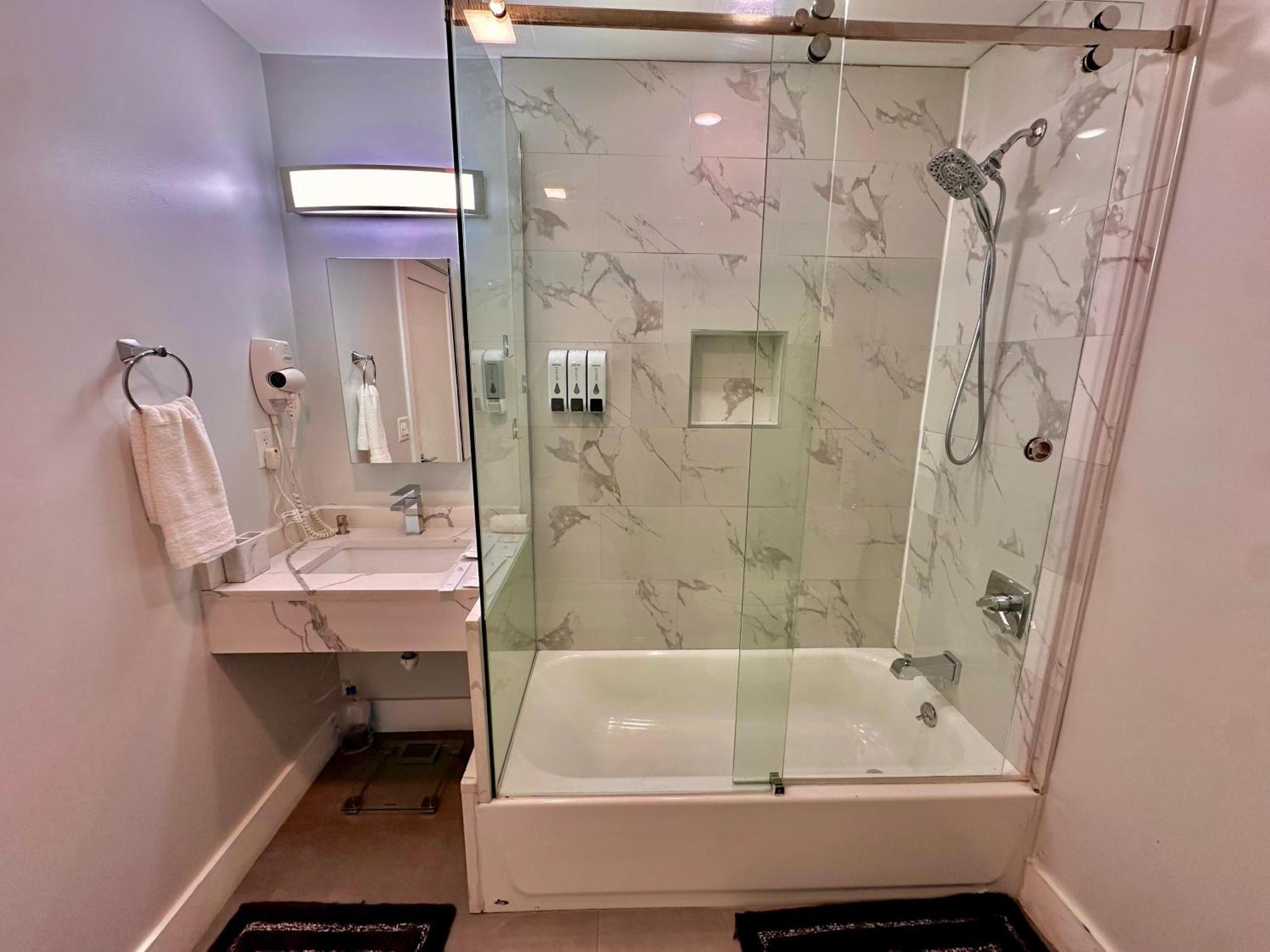 The Modern Suite - 2Br Close To Nyc 帕特森 外观 照片